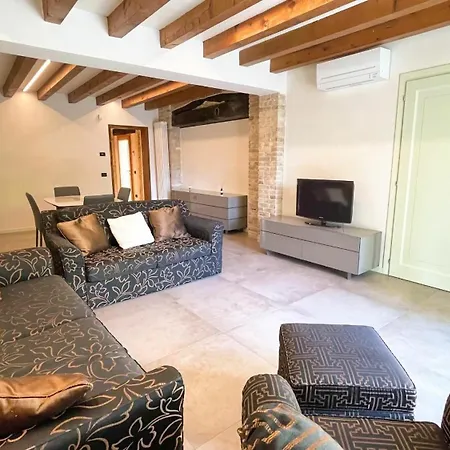 Alloggi G E G Apartamento *