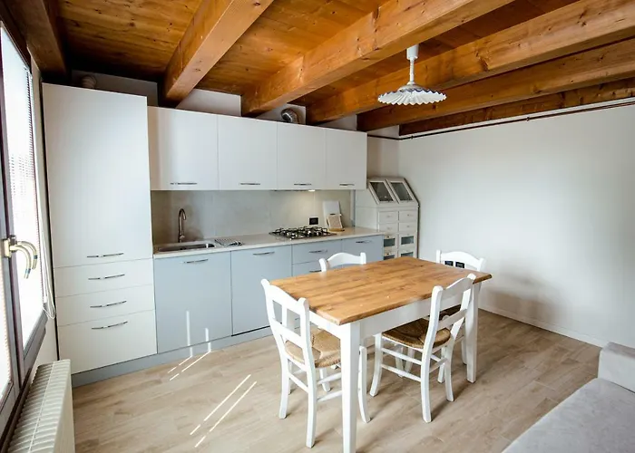 Apartman Alloggi G E G *