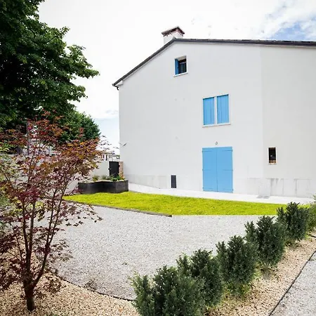 Alloggi G E G Apartment Borso del Grappa